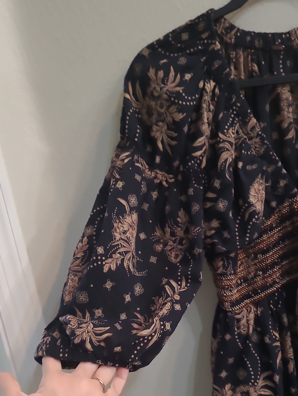Free People Black Maxi Dress with Tan Floral Print Boho, Natural Material Size M - Picture 9 of 10